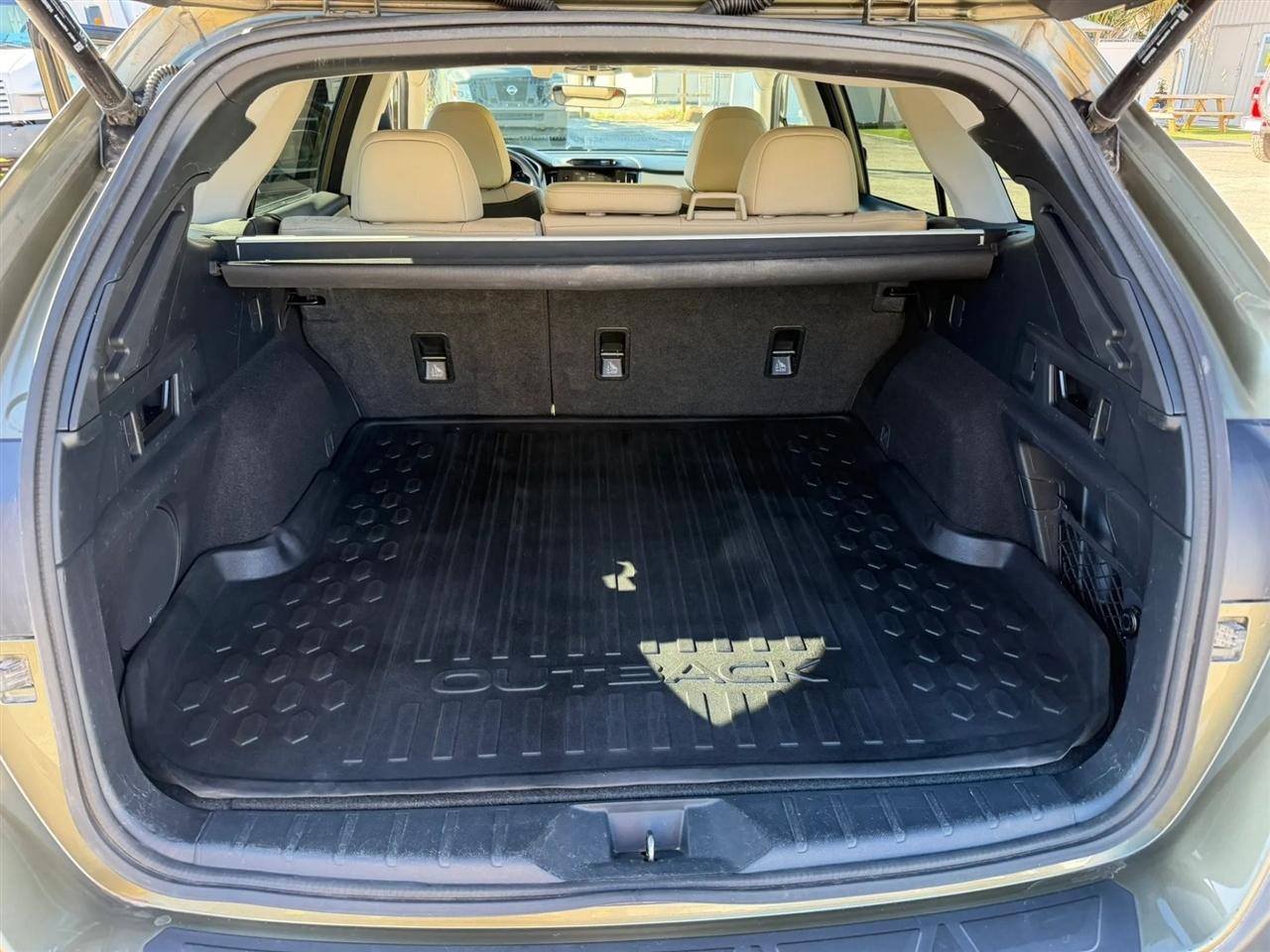 Subaru Outback Limited 2020