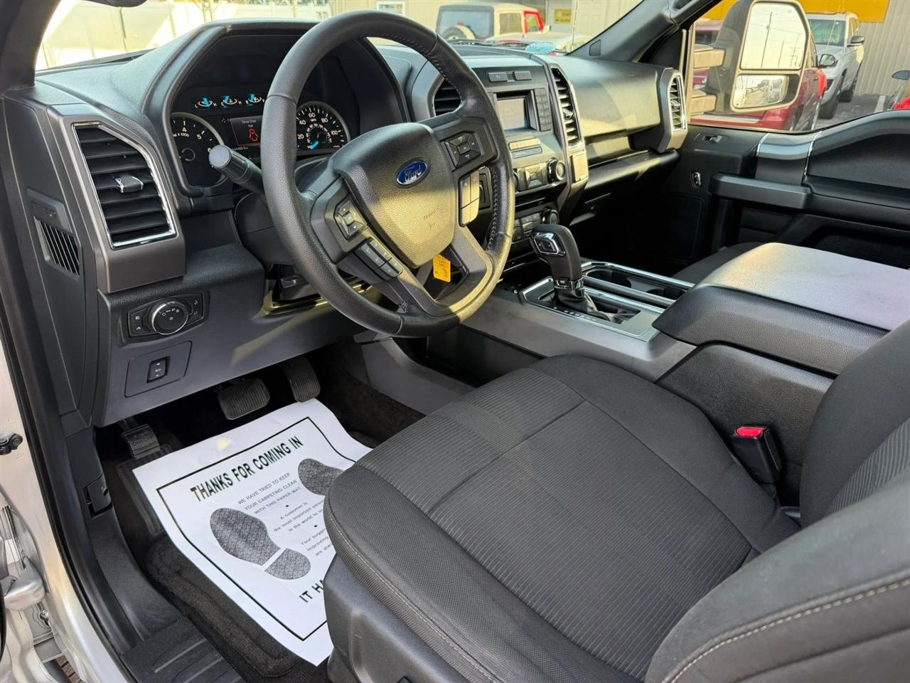 Ford F-150 XLT SuperCrew 5.5-ft. Bed 4WD 2015