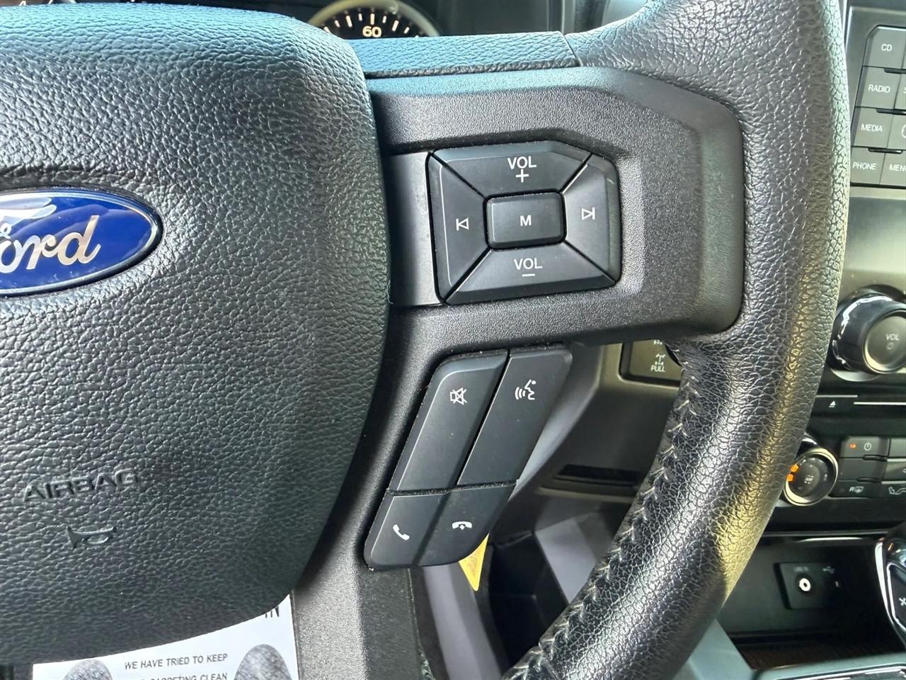 Ford F-150 XLT SuperCrew 5.5-ft. Bed 4WD 2015