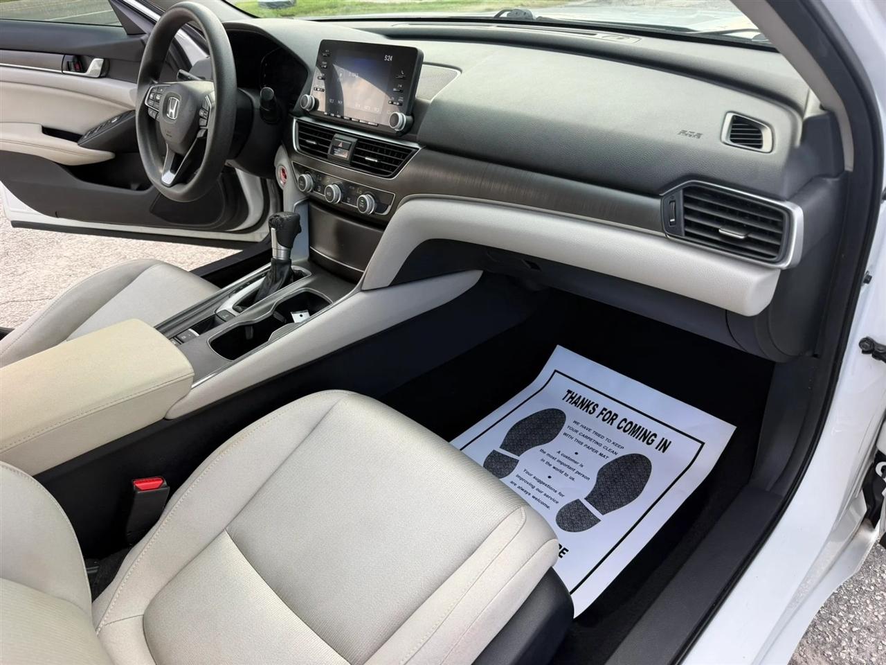 Honda Accord LX CVT 2020
