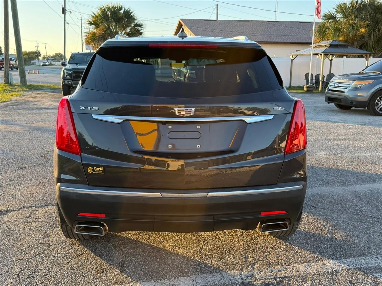 Cadillac XT5 Base 2019