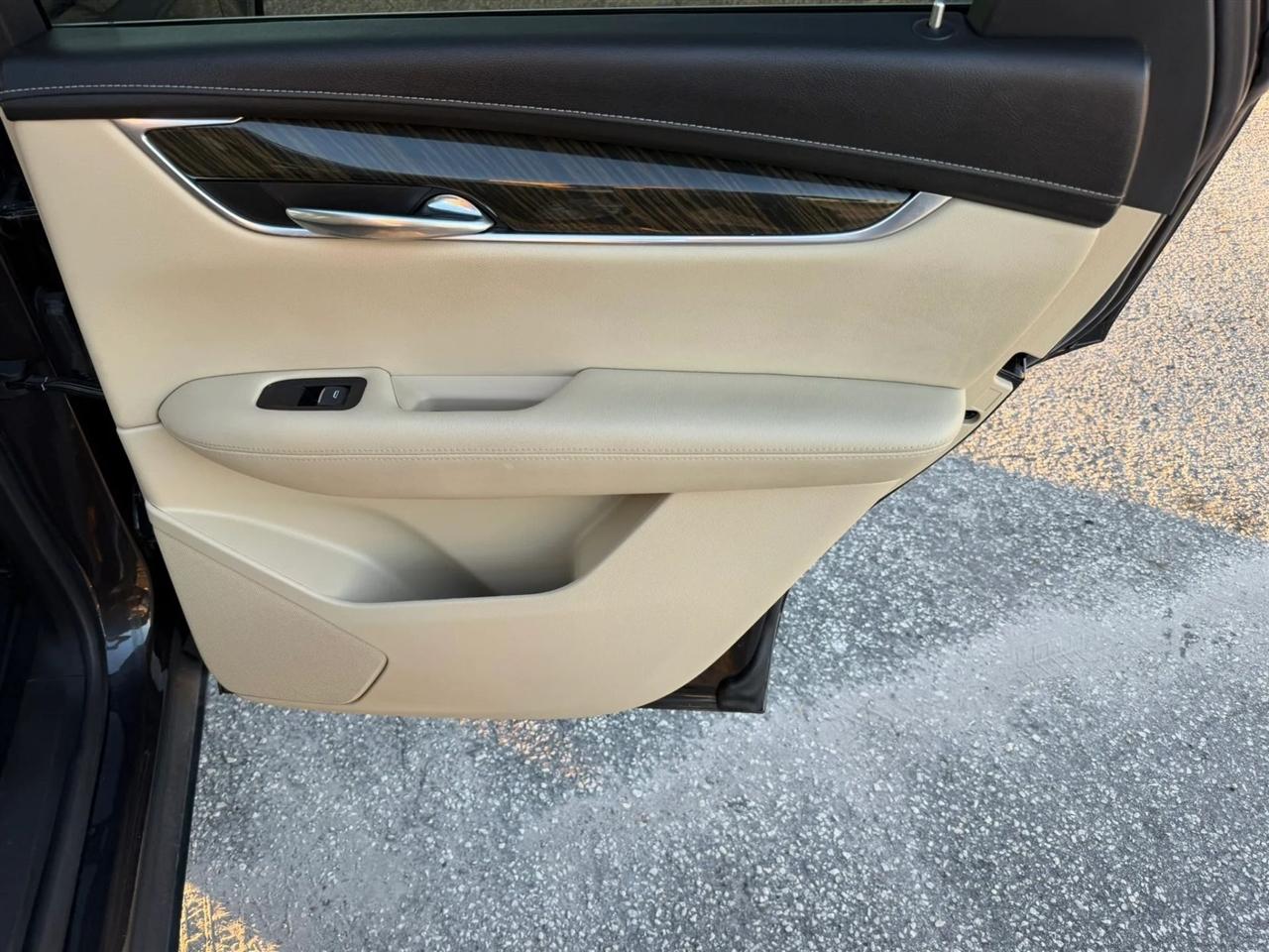 Cadillac XT5 Base 2019