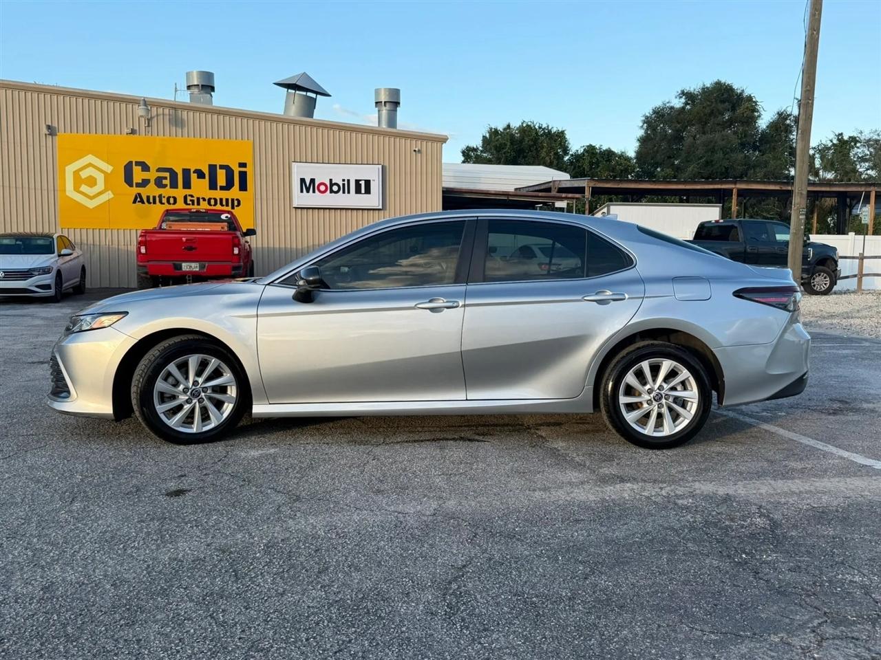 Toyota Camry LE 2021