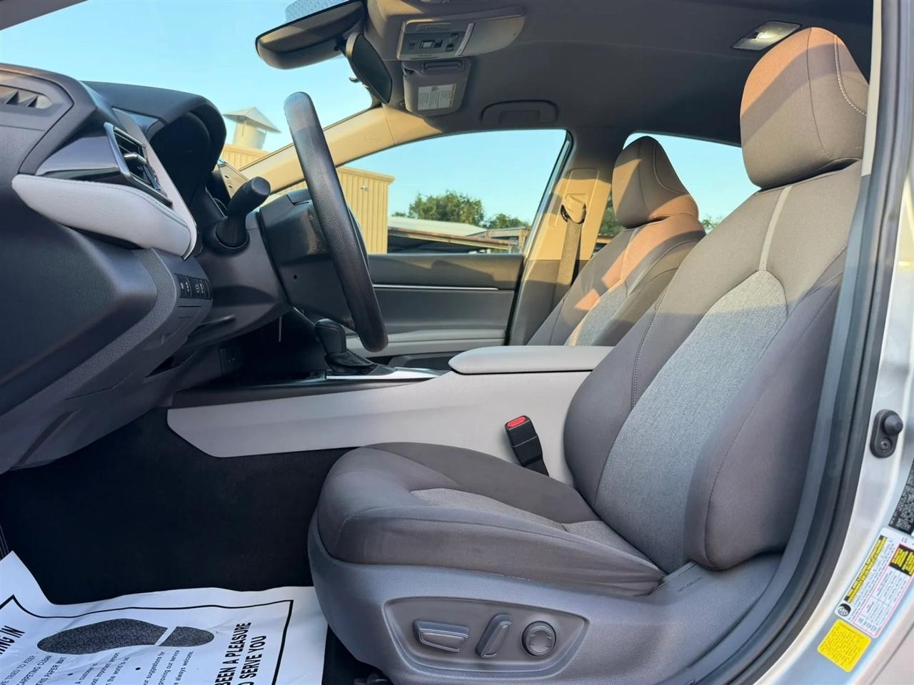 Toyota Camry LE 2021