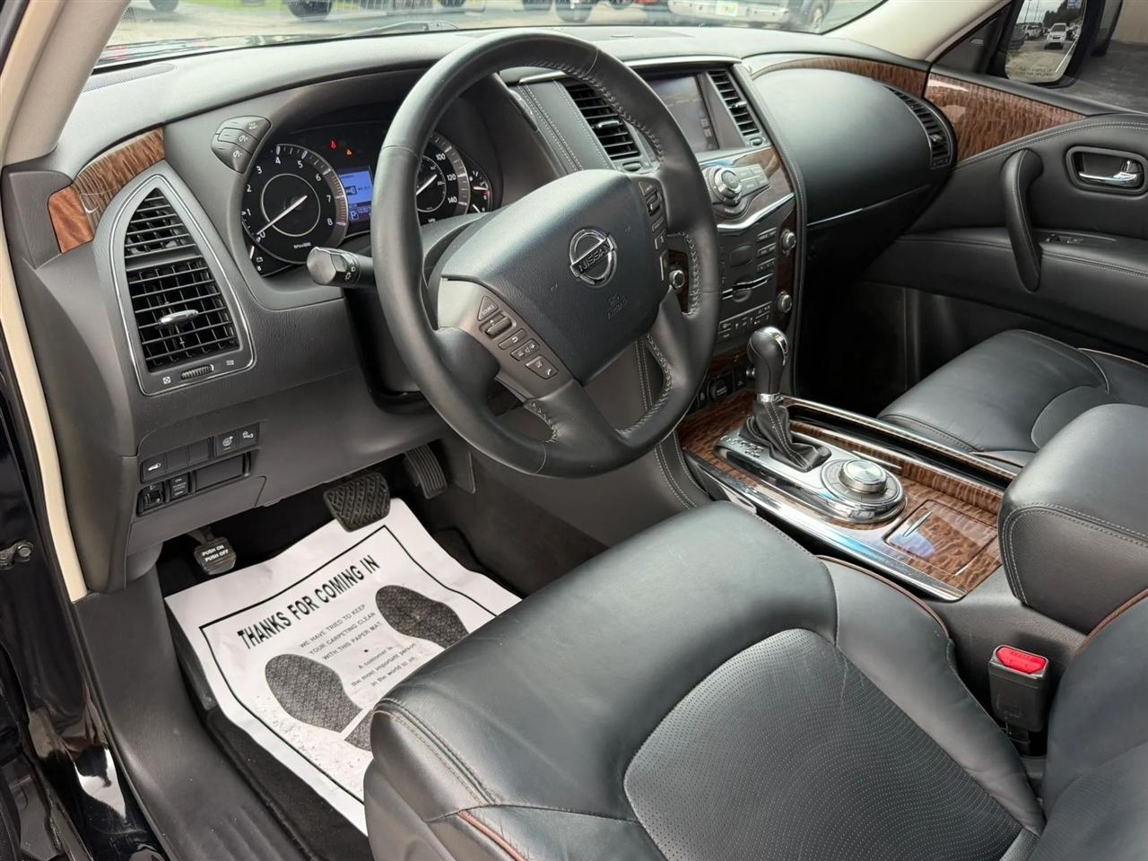 Nissan Armada Platinum AWD 2017