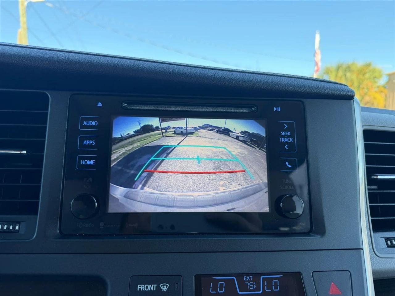 Toyota Sienna Limited Premium 7-Passenger 2017