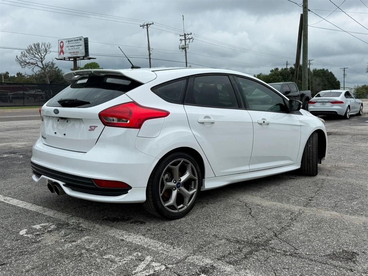 Ford Focus ST Hatch 2017