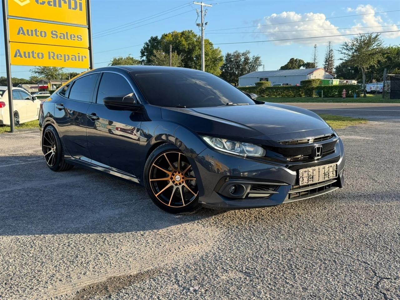 Honda Civic LX Sedan 6MT 2018