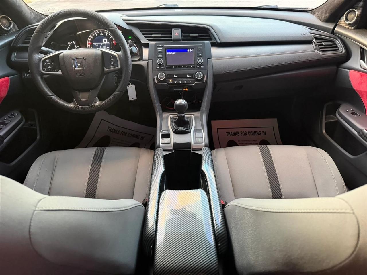 Honda Civic LX Sedan 6MT 2018