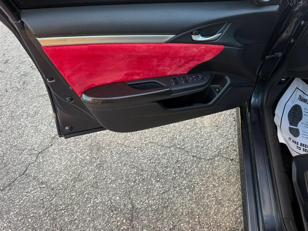 Honda Civic LX Sedan 6MT 2018