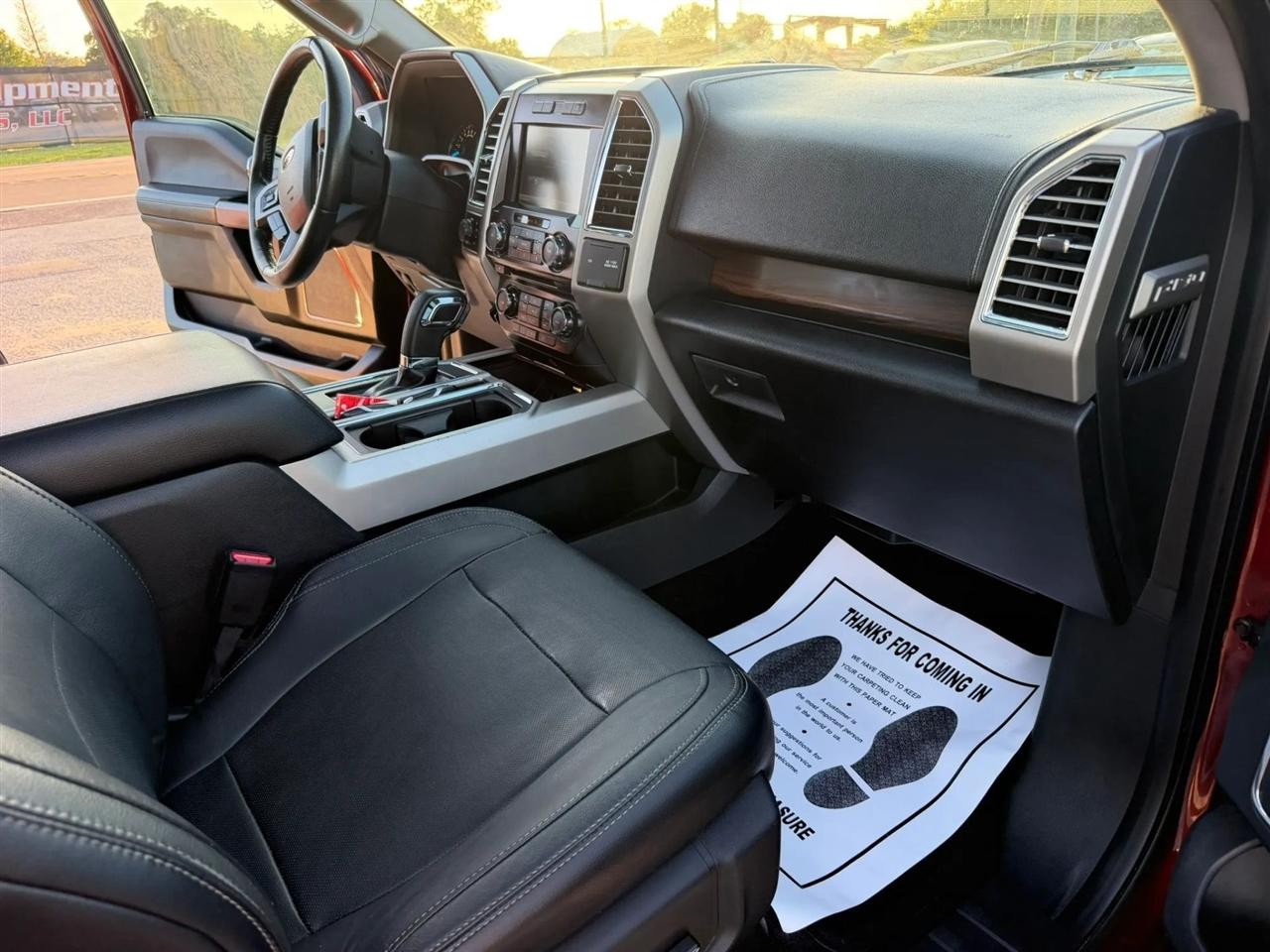 Ford F-150 Lariat SuperCrew 5.5-ft. Bed 4WD 2015