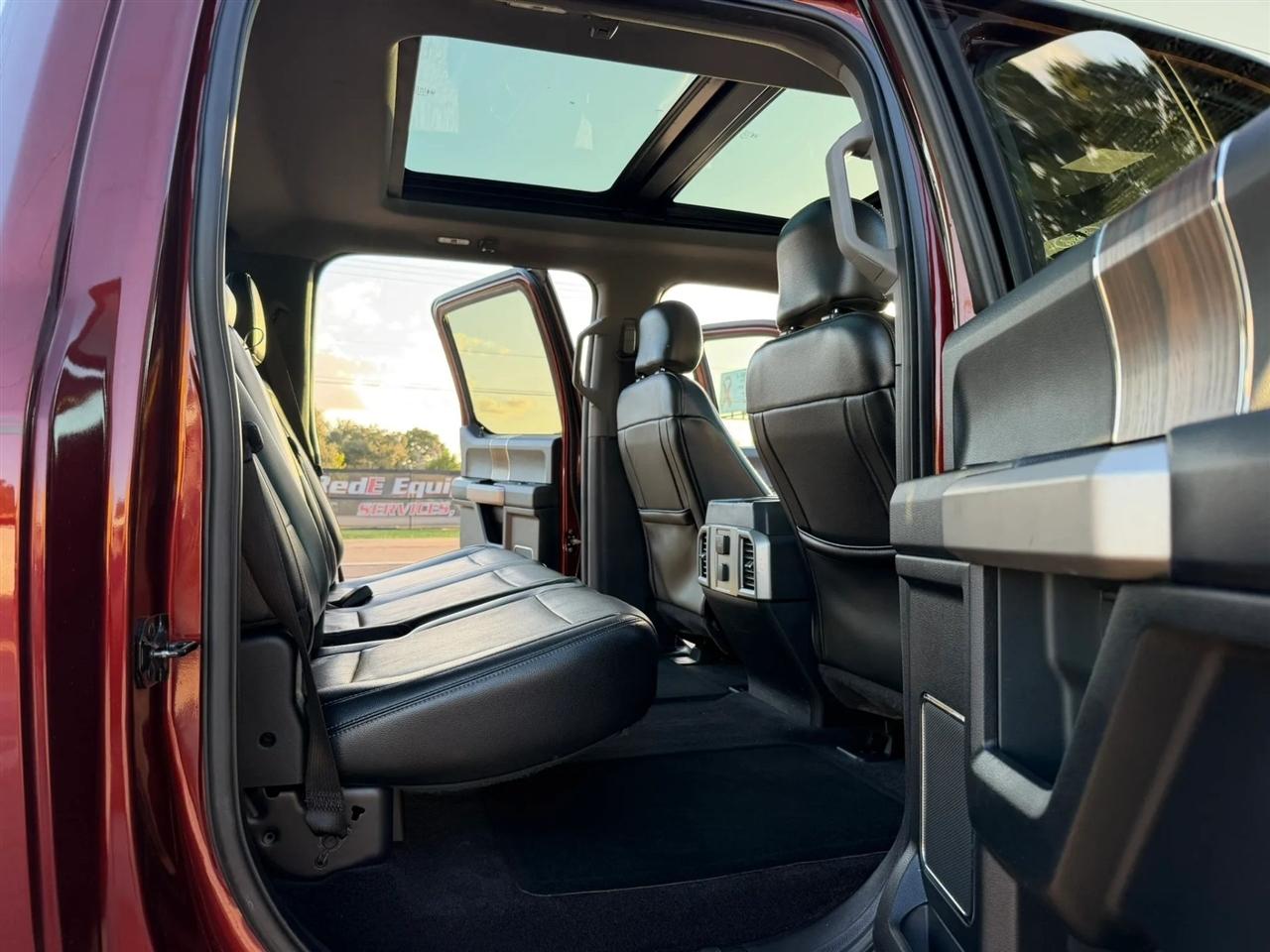 Ford F-150 Lariat SuperCrew 5.5-ft. Bed 4WD 2015