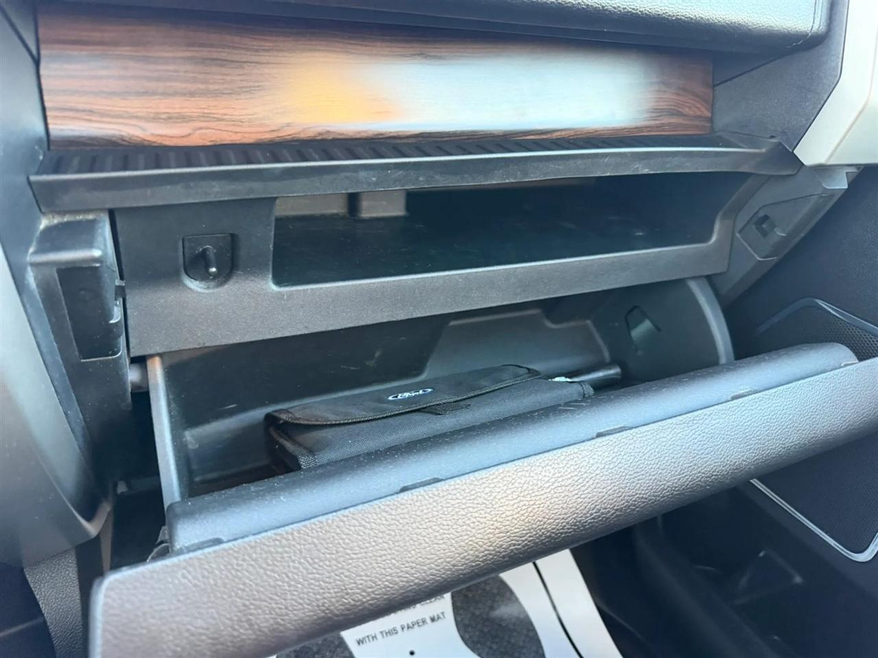 Ford F-150 Lariat SuperCrew 5.5-ft. Bed 4WD 2015