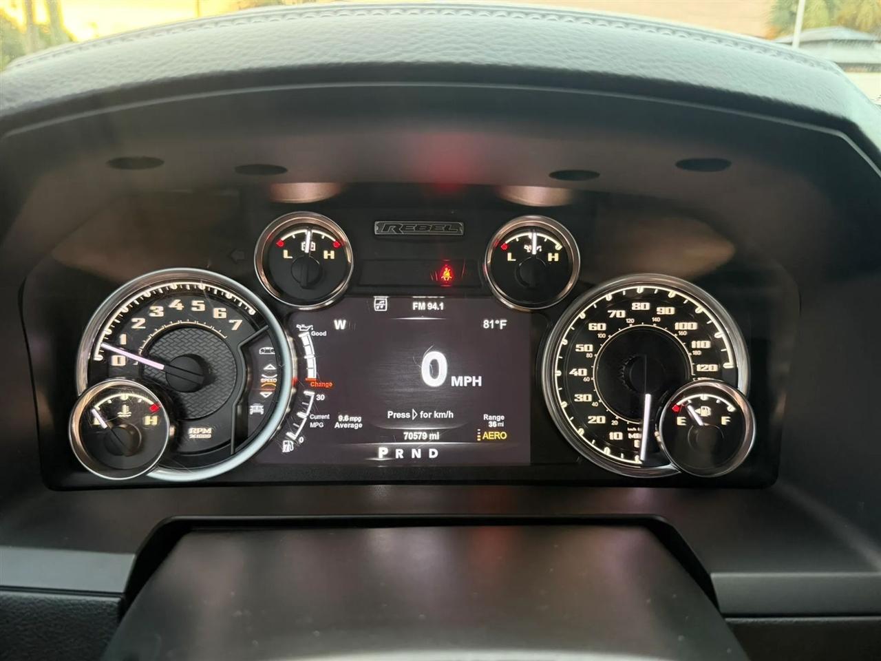 RAM 1500 Rebel Crew Cab SWB 4WD 2017
