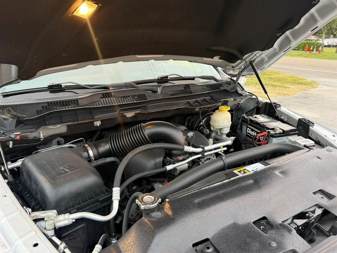 RAM 1500 Rebel Crew Cab SWB 4WD 2017