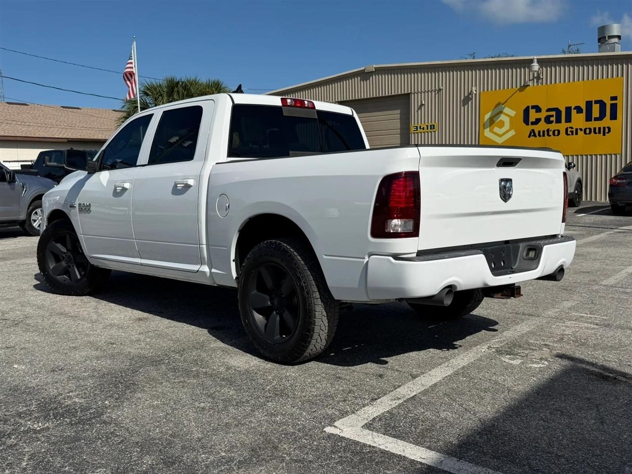 RAM 1500 Sport Crew Cab SWB 2WD 2016