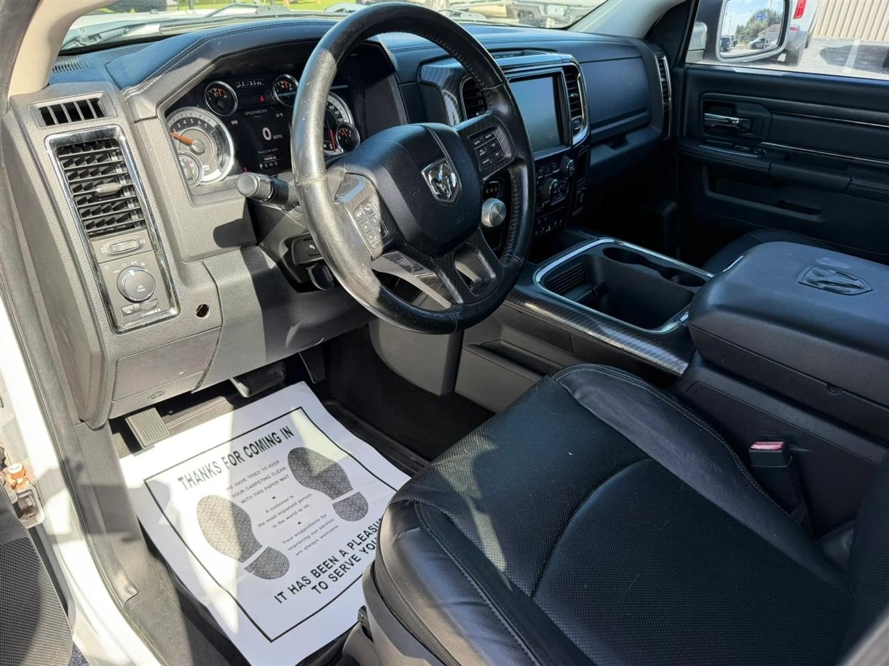 RAM 1500 Sport Crew Cab SWB 2WD 2016