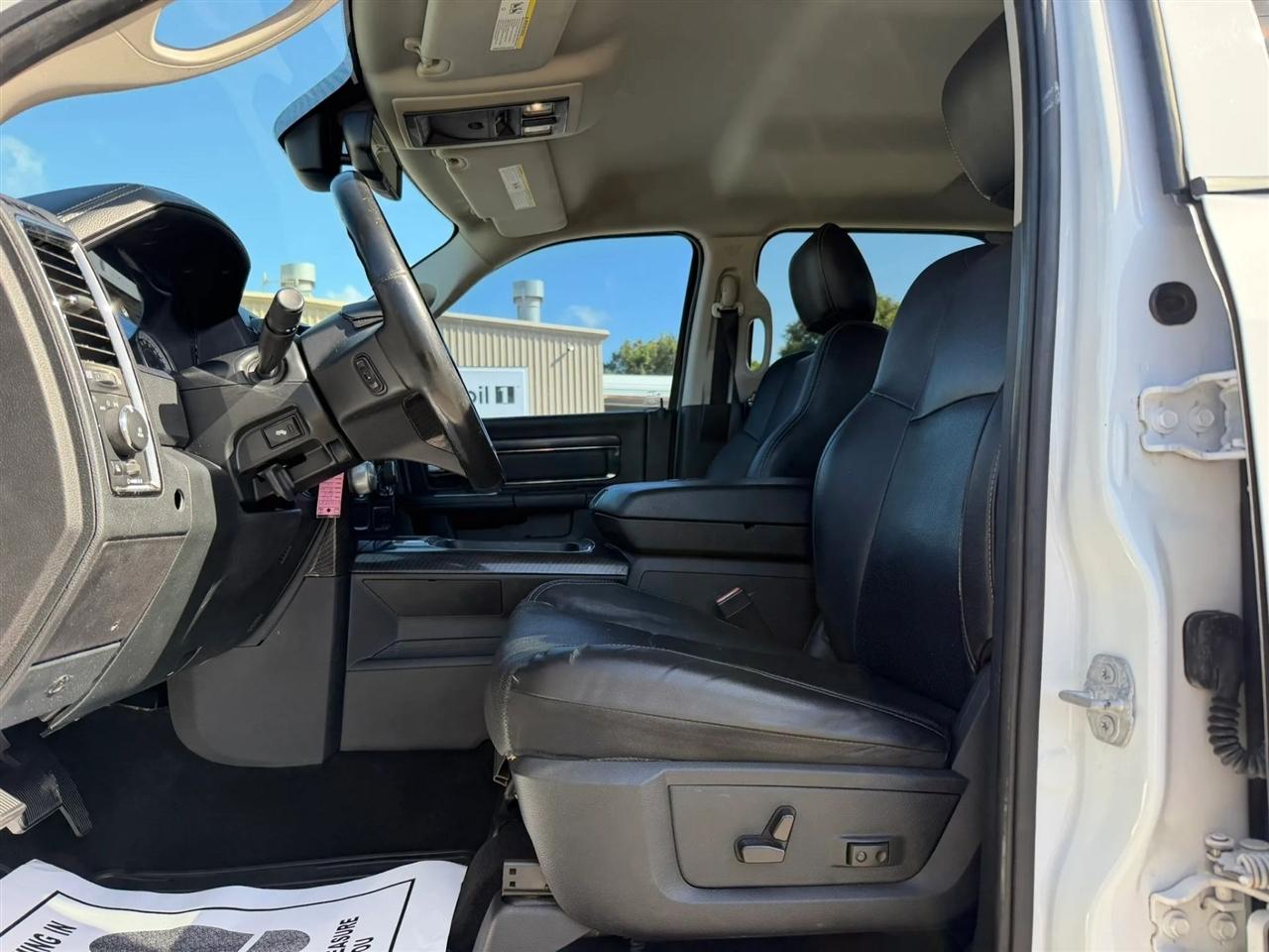 RAM 1500 Sport Crew Cab SWB 2WD 2016
