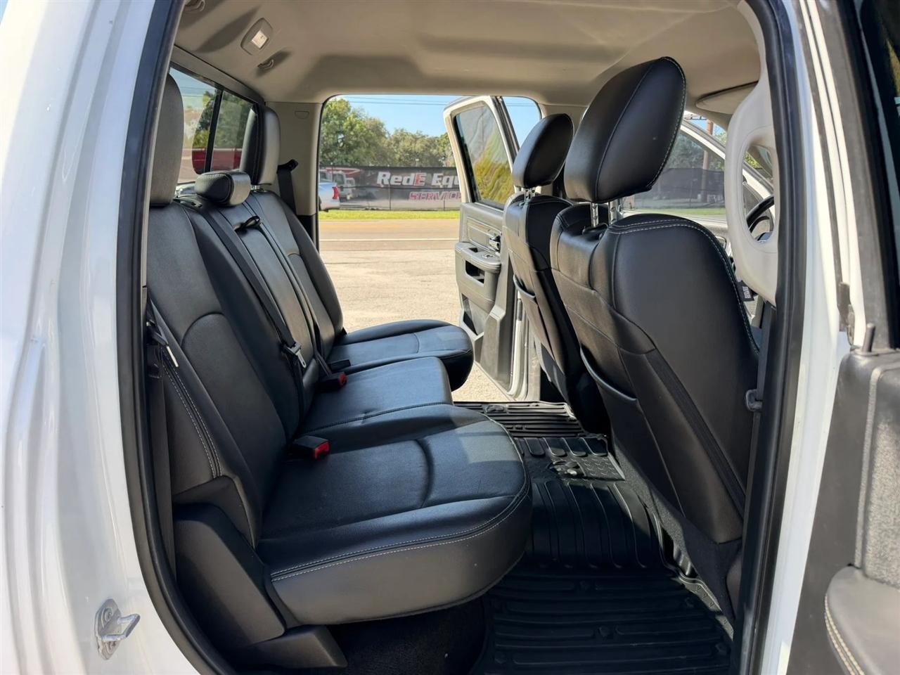 RAM 1500 Sport Crew Cab SWB 2WD 2016