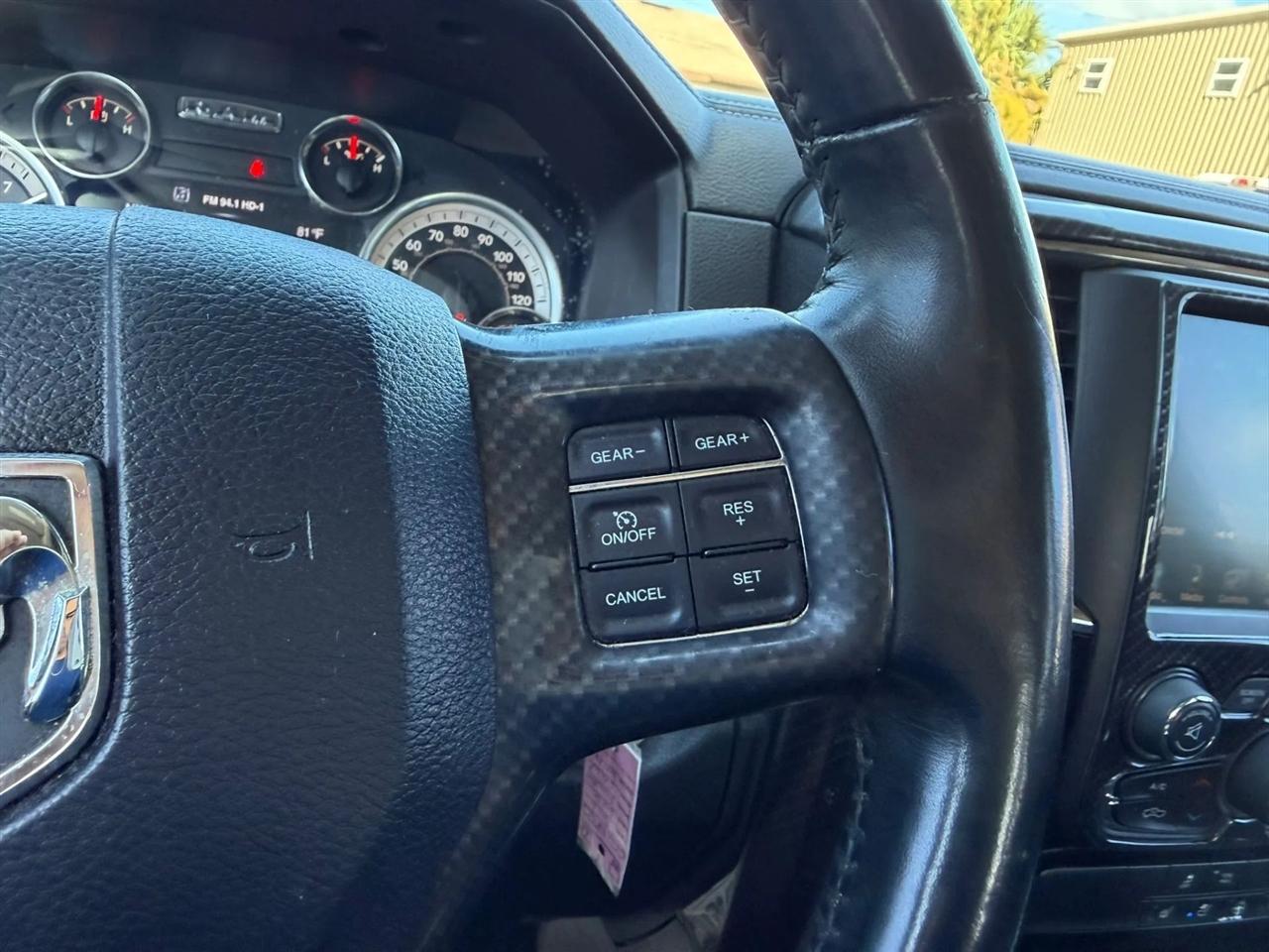 RAM 1500 Sport Crew Cab SWB 2WD 2016