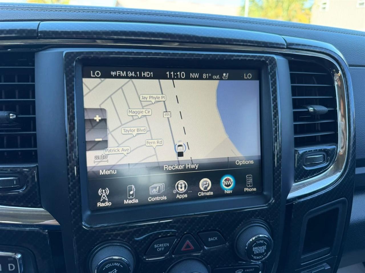 RAM 1500 Sport Crew Cab SWB 2WD 2016