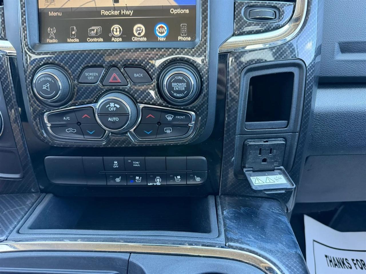 RAM 1500 Sport Crew Cab SWB 2WD 2016
