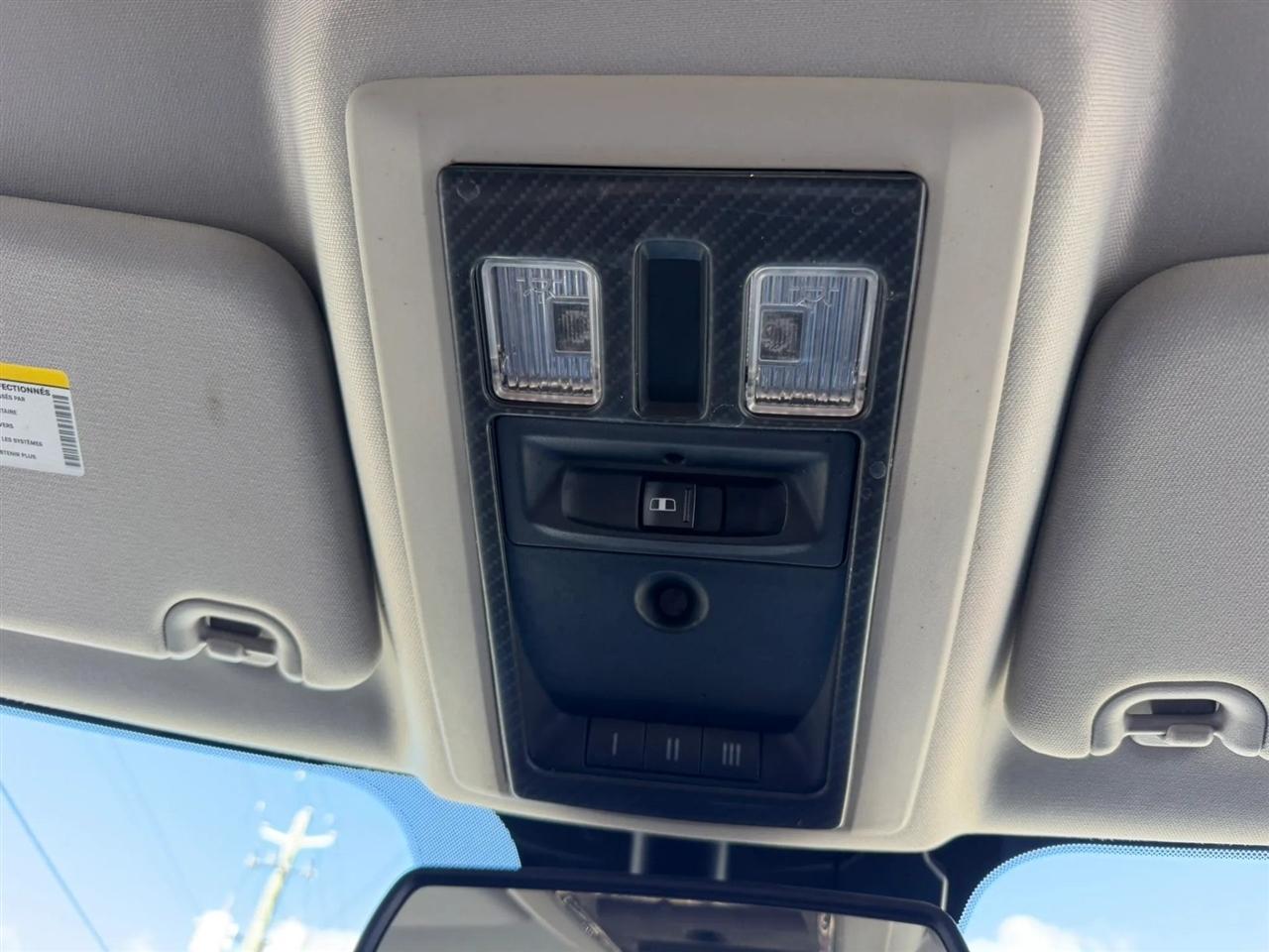 RAM 1500 Sport Crew Cab SWB 2WD 2016