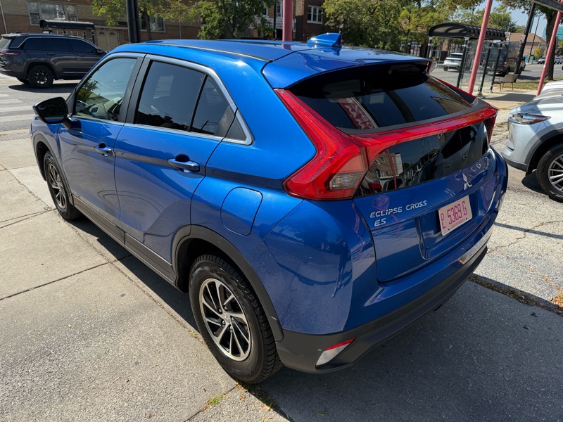 2020 Mitsubishi Eclipse Cross ES photo 4