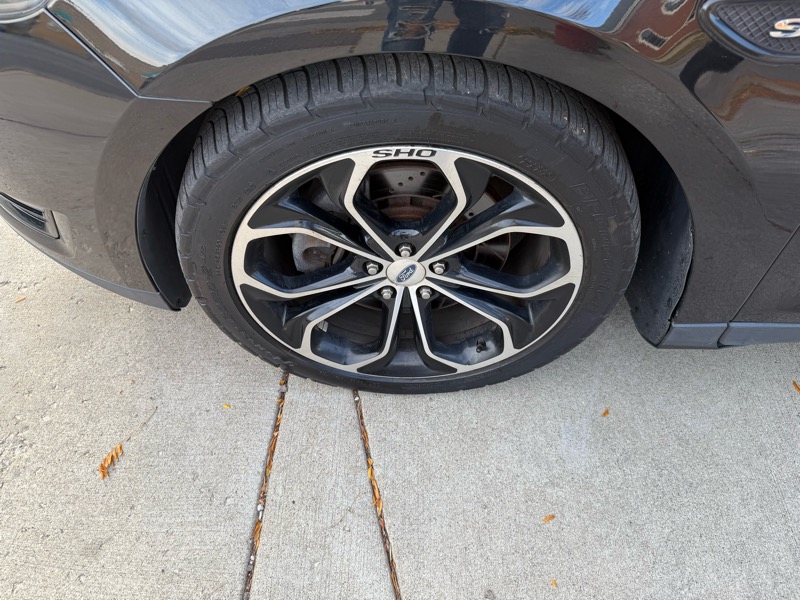 Ford Taurus SHO AWD 2015