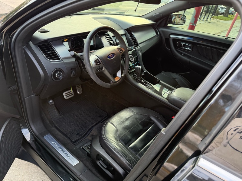 Ford Taurus SHO AWD 2015