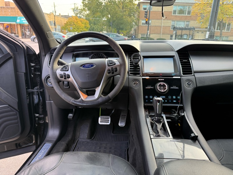 Ford Taurus SHO AWD 2015