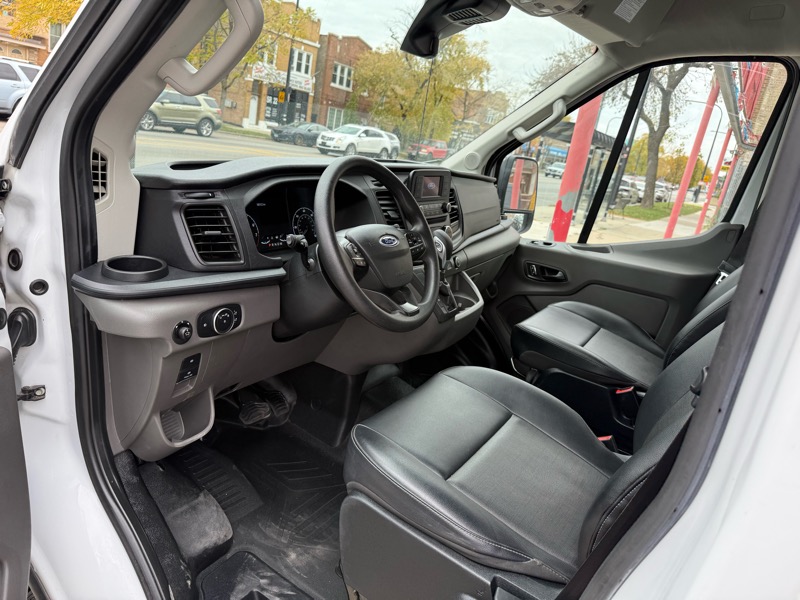 Ford Transit 250 Van 2023