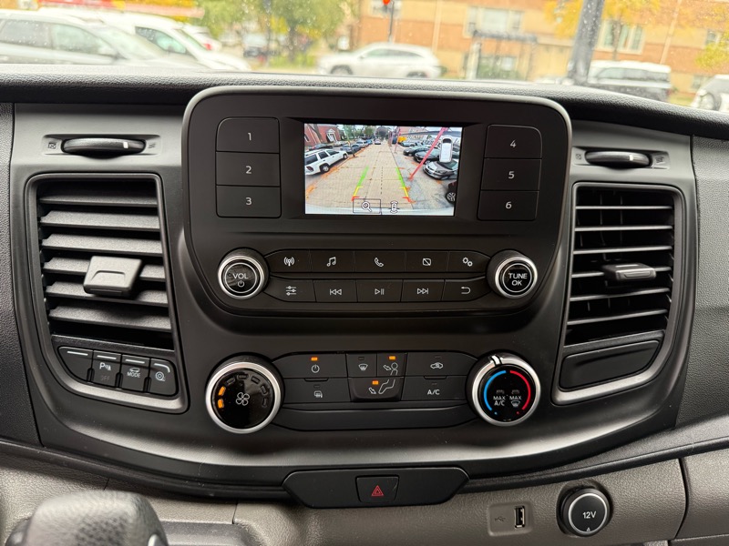 Ford Transit 250 Van 2023