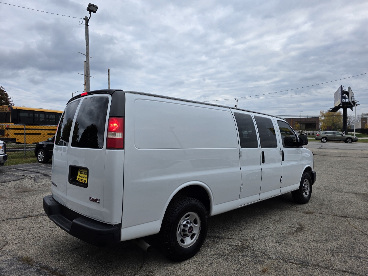 GMC Savana G2500 Extended Cargo 2015 GMC Savana G2500 Extended Cargo 2015