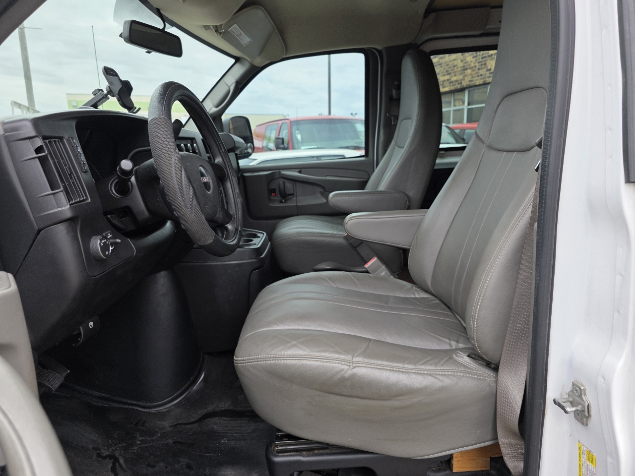 GMC Savana G2500 Extended Cargo 2015 GMC Savana G2500 Extended Cargo 2015