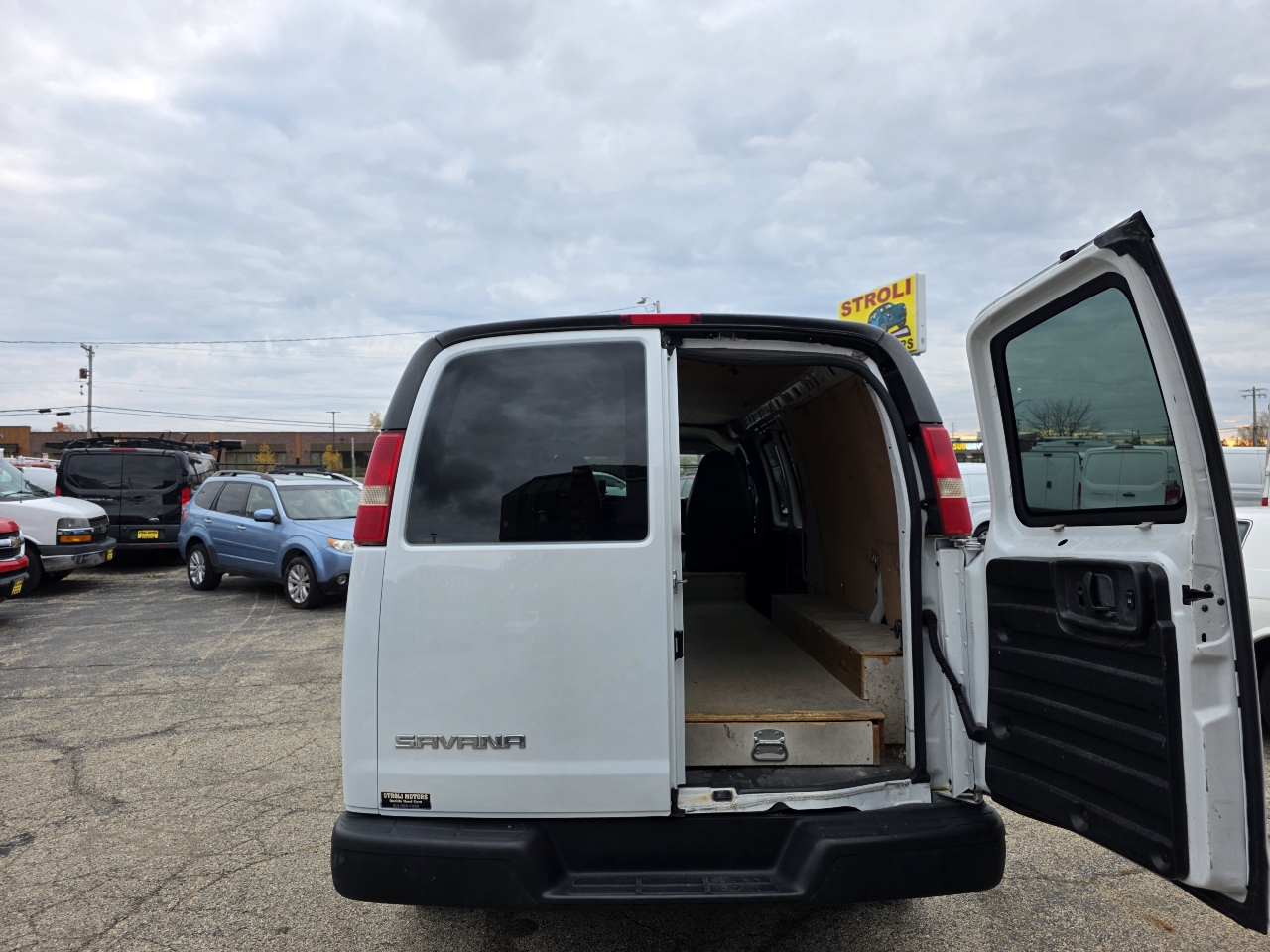 GMC Savana G2500 Extended Cargo 2015 GMC Savana G2500 Extended Cargo 2015