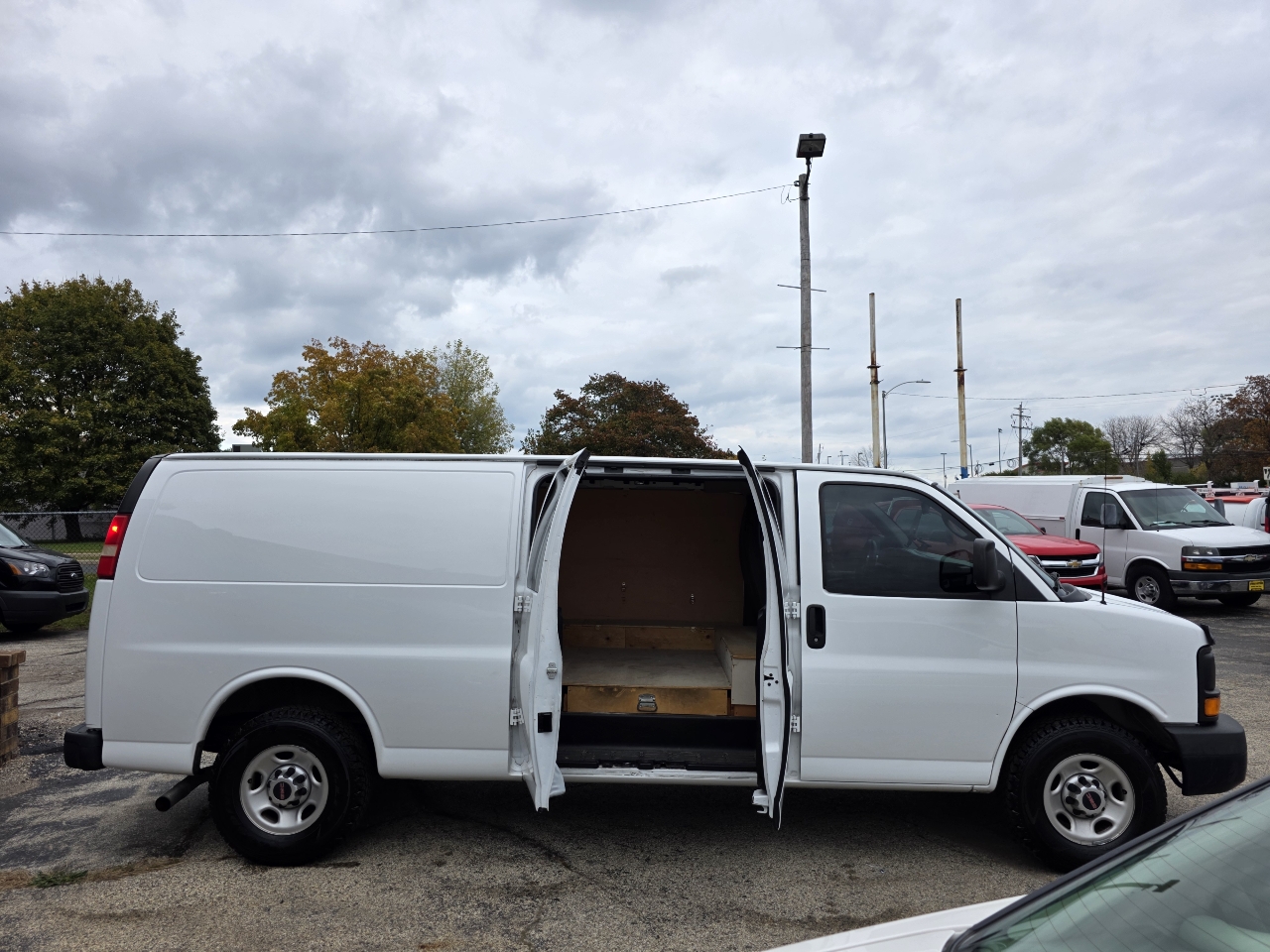 GMC Savana G2500 Extended Cargo 2015 GMC Savana G2500 Extended Cargo 2015
