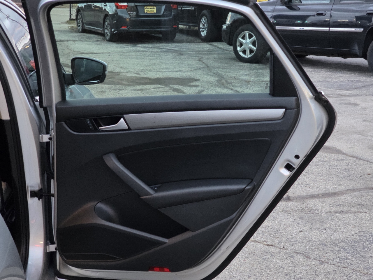 Volkswagen Passat 2.0L TDI SE AT 2014