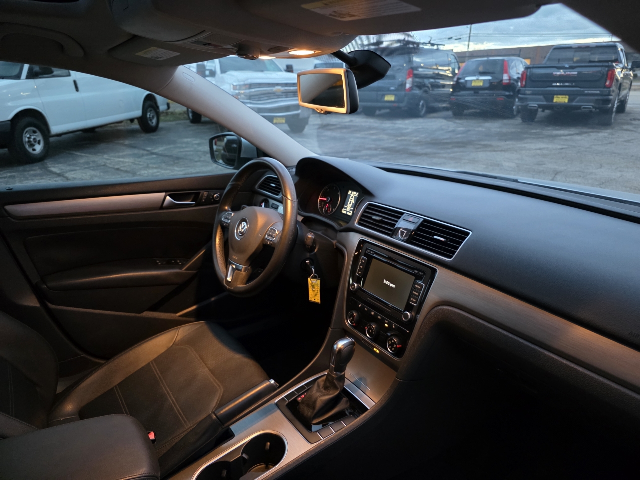 Volkswagen Passat 2.0L TDI SE AT 2014