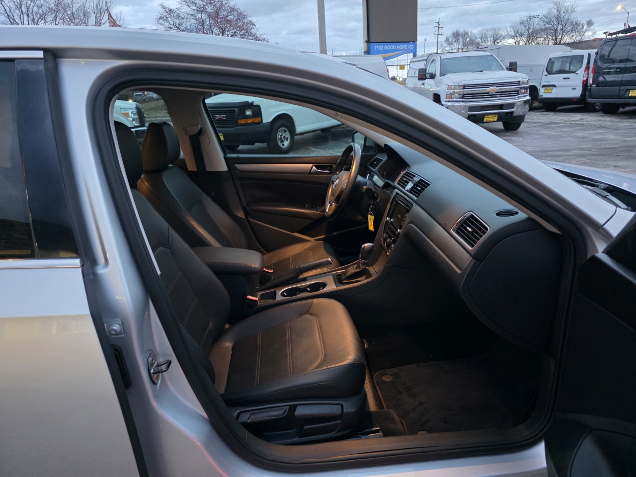 Volkswagen Passat 2.0L TDI SE AT 2014