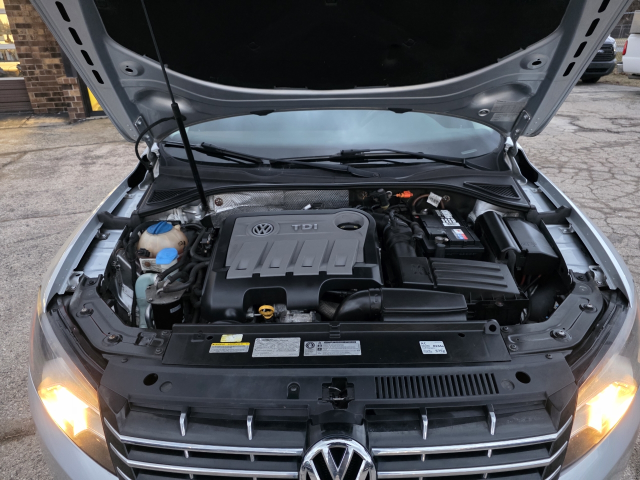 Volkswagen Passat 2.0L TDI SE AT 2014