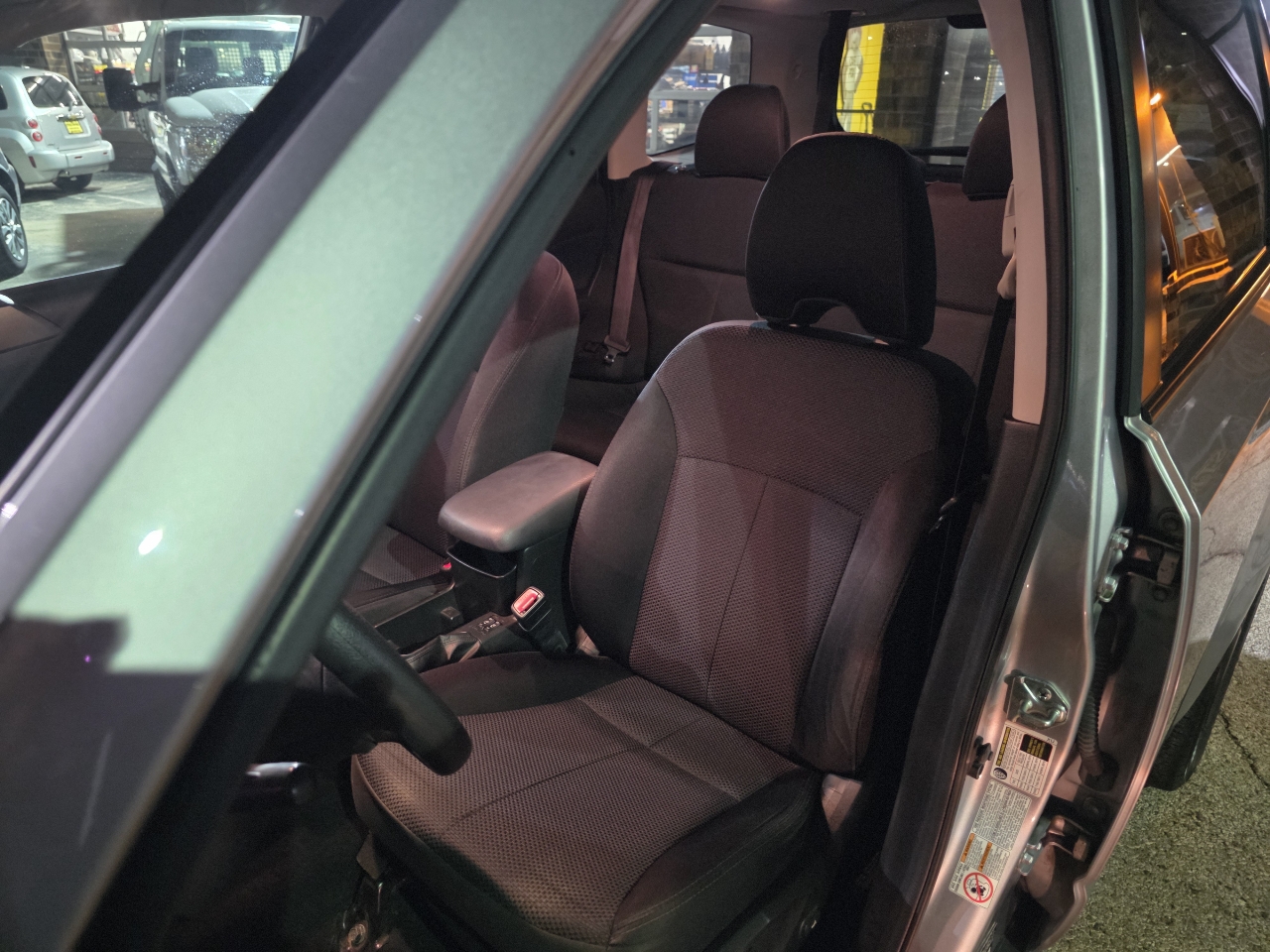 Subaru Forester 2.5X Premium 2012