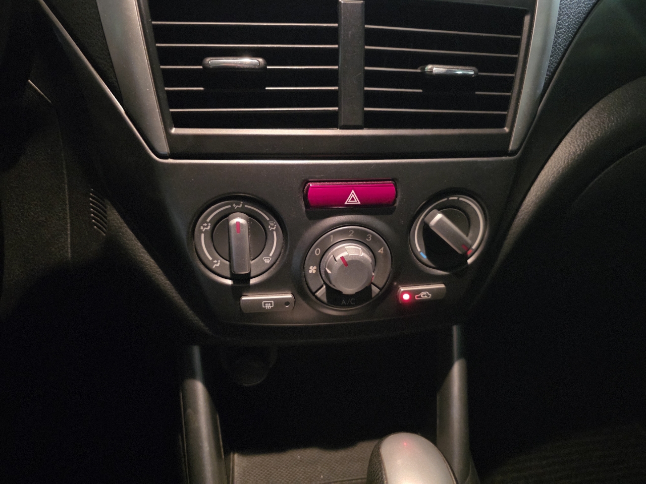 Subaru Forester 2.5X Premium 2012