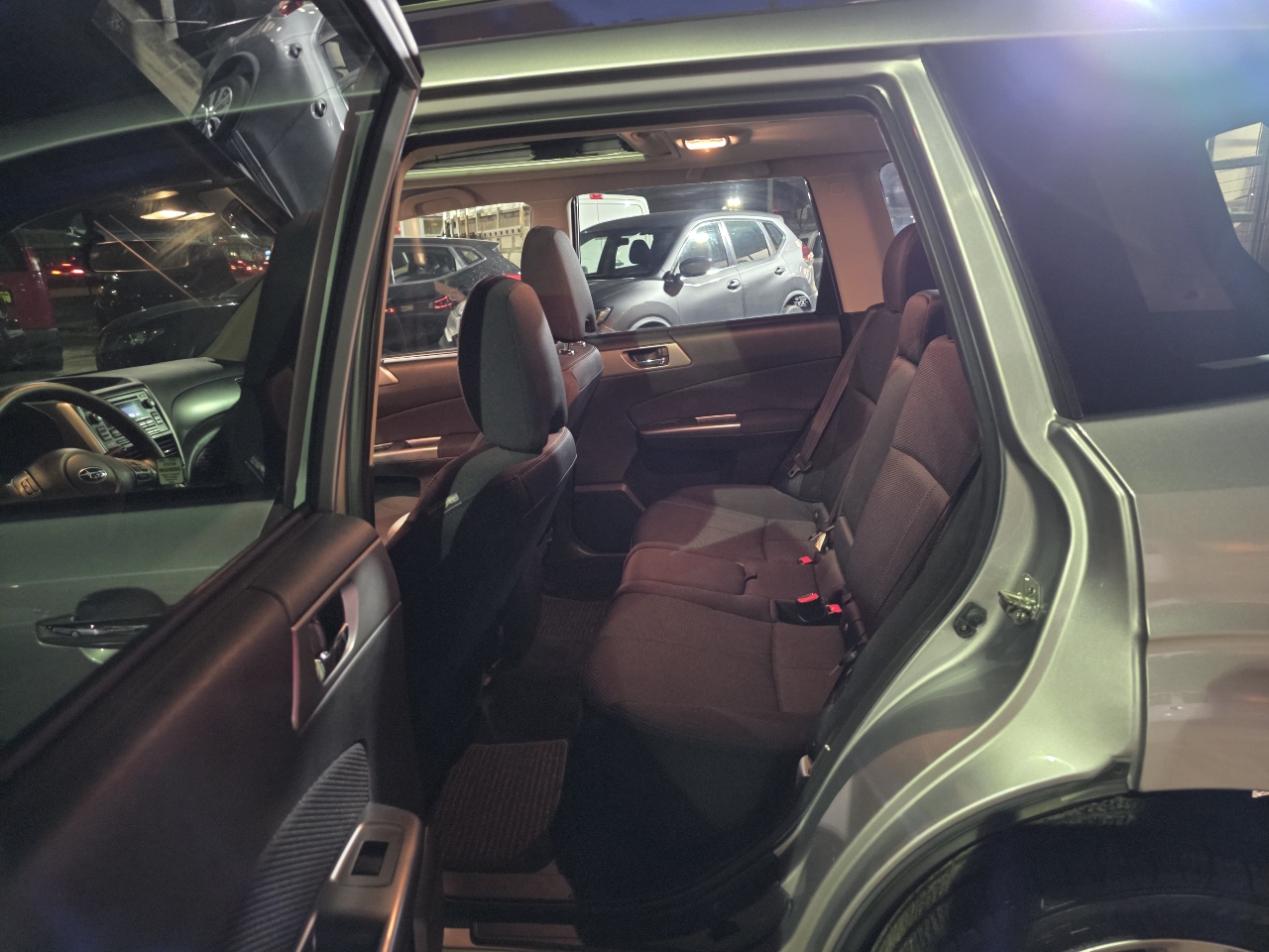 Subaru Forester 2.5X Premium 2012