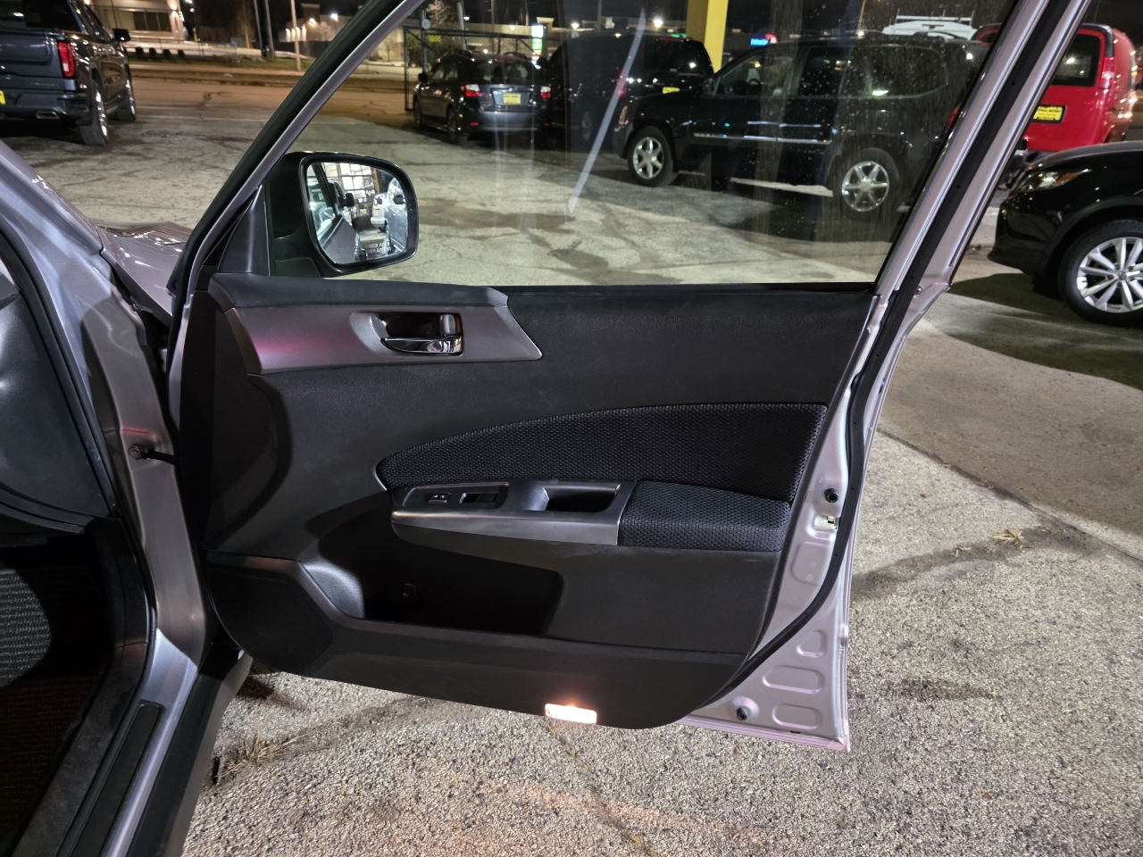 Subaru Forester 2.5X Premium 2012