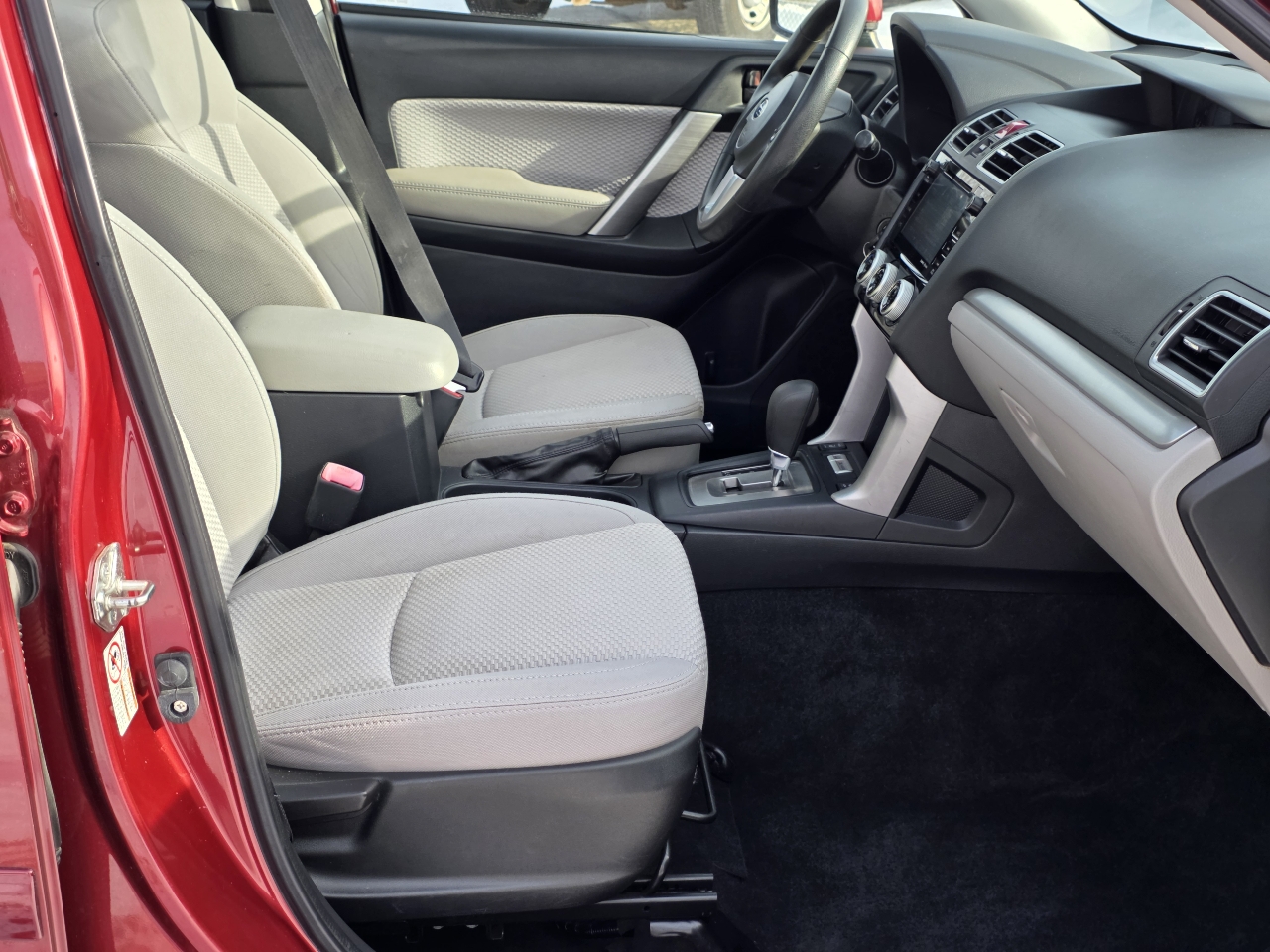 Subaru Forester 2.5i Premium PZEV CVT 2017