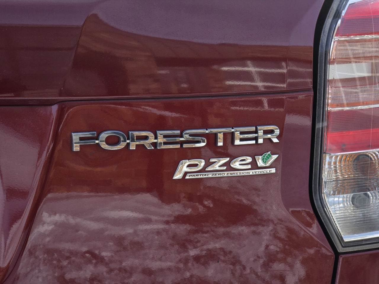 Subaru Forester 2.5i Premium PZEV CVT 2017