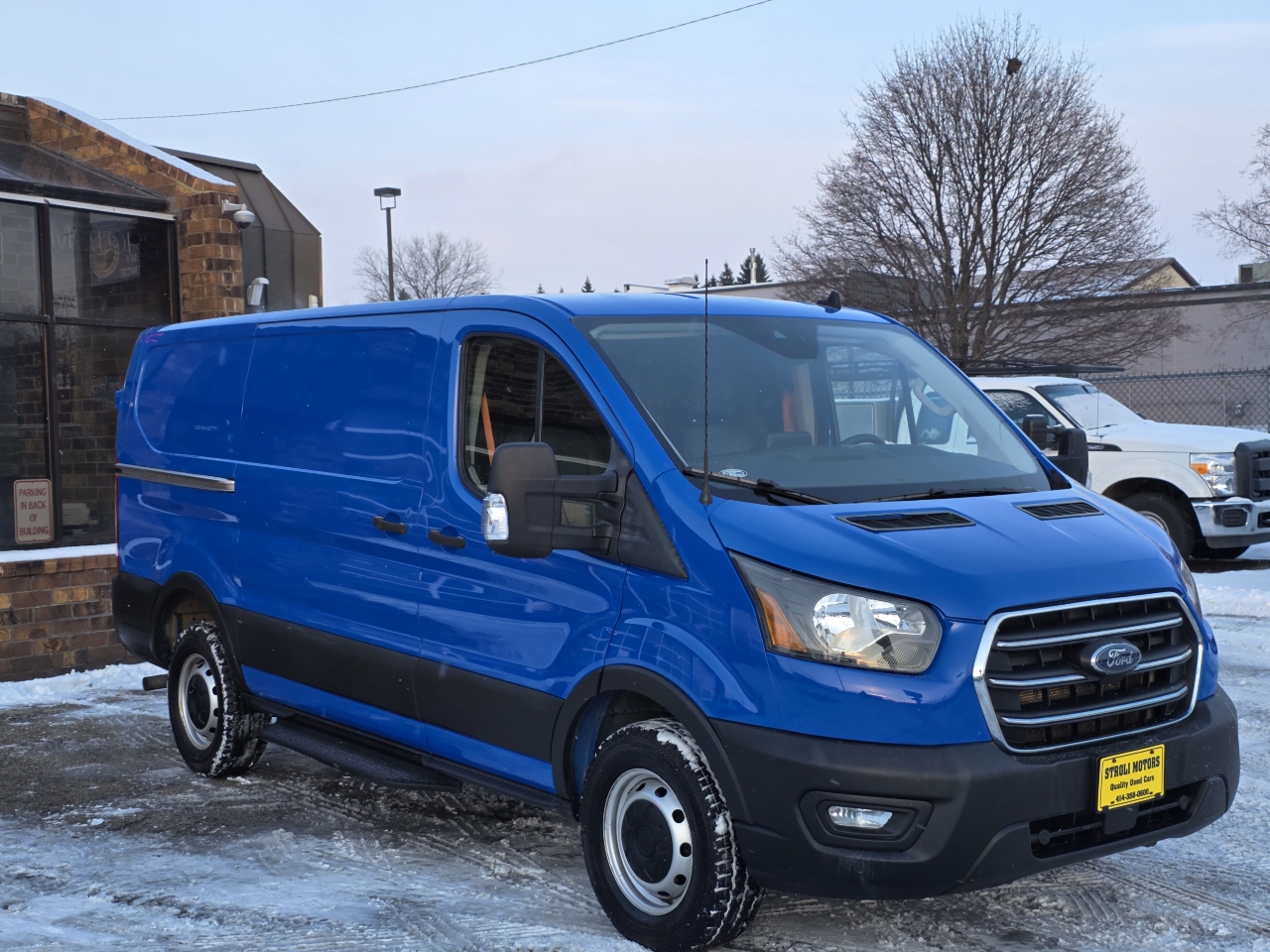 Ford Transit 250 Van Low Roof w/Sliding Pass. 130-in. WB 2020