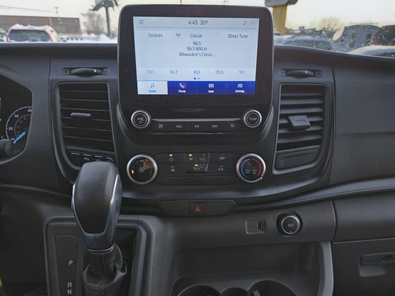 Ford Transit 250 Van Low Roof w/Sliding Pass. 130-in. WB 2020