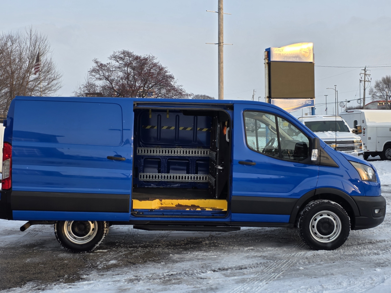 Ford Transit 250 Van Low Roof w/Sliding Pass. 130-in. WB 2020